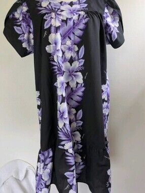 Vintage Women's Hawaiian 2XL MuuMuu Maxi Purple Flora Aloha Dress